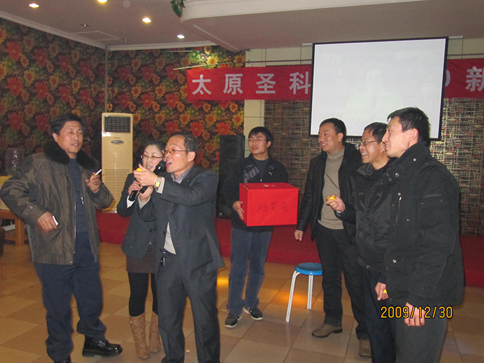 我公司于2009年4月底已将印度埃萨项目所有设备设计制造完毕 我公司于2009年4月底已将印度埃萨项目所有设备设计制造完毕